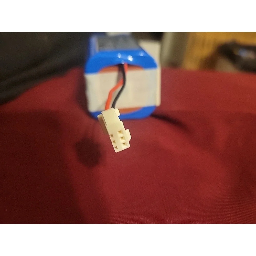 New Battery Laresar Evol 3s Robot Vacuum With Other Parts‎